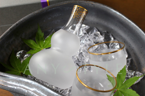 Japanese summer souvenir glassware on display at TSURU-IPPUKU.